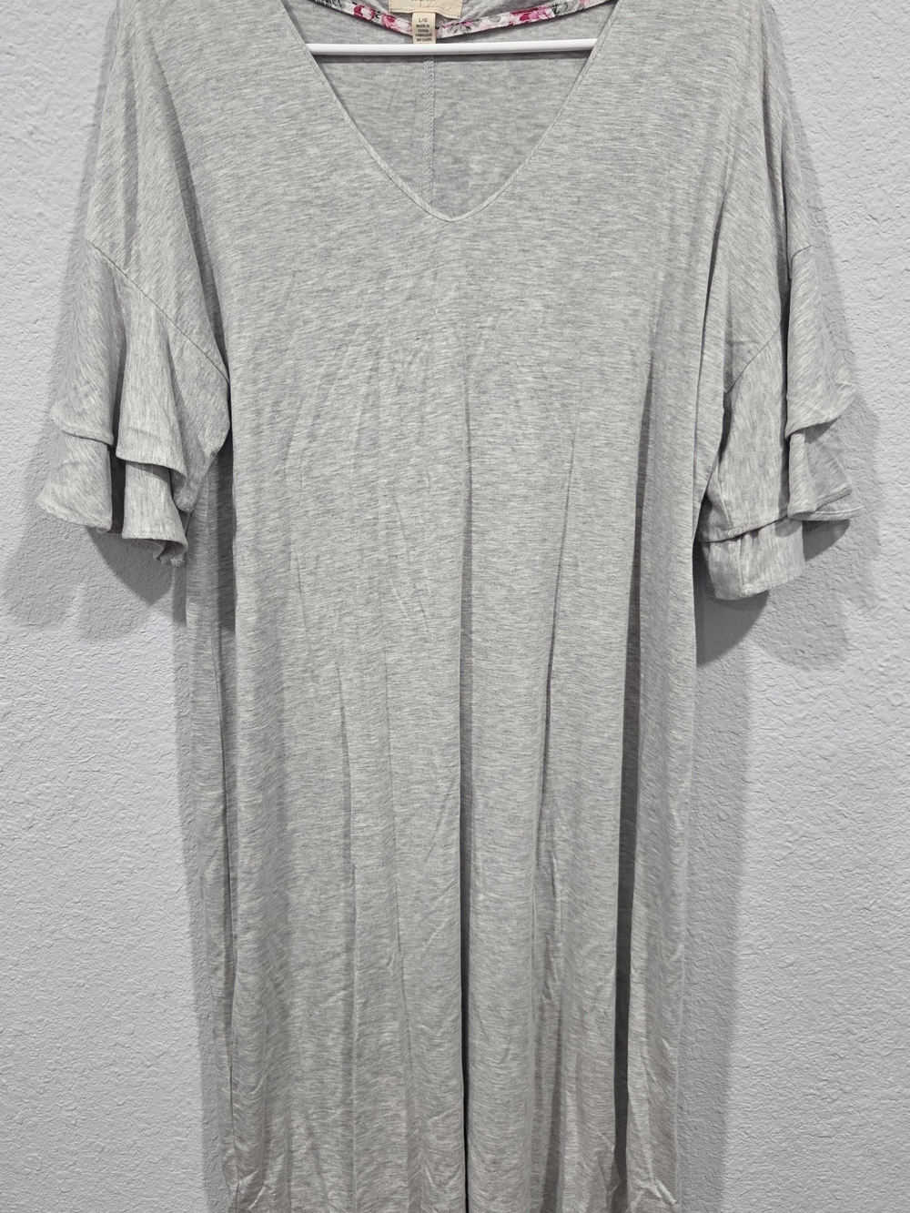 Cupio Light Gray V-Neck Mini Dress with Ruffled Short Sleeves